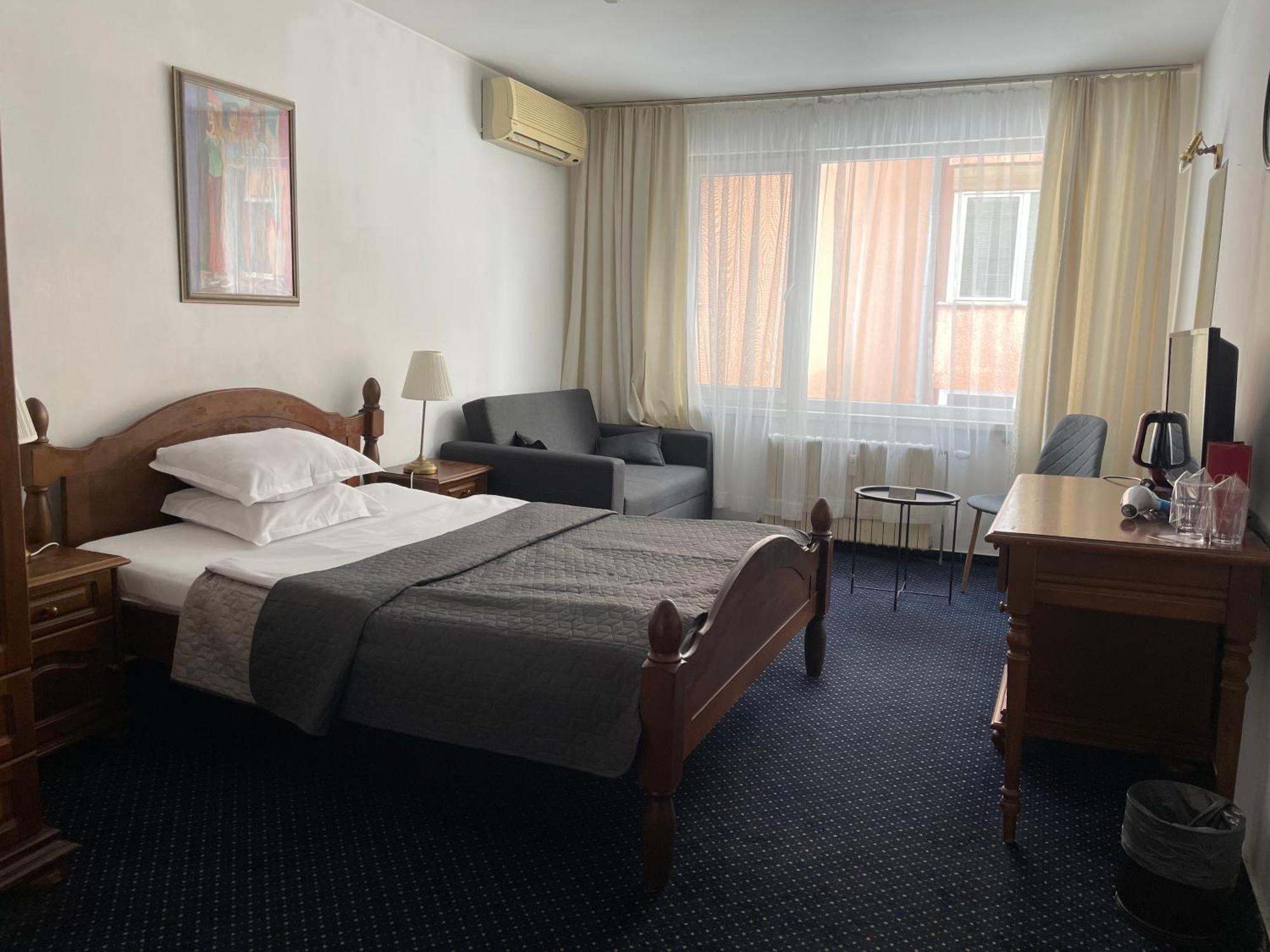 Hotel Rotasar Sofia Exteriör bild
